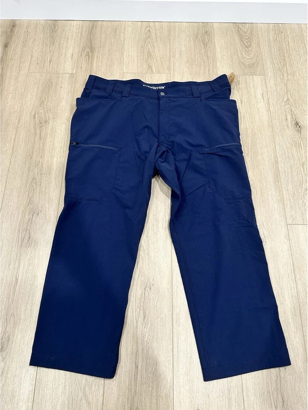NWT Duluth Trading Flexpedition Cargo Pants 44x30 Navy Blue Relaxed Fit